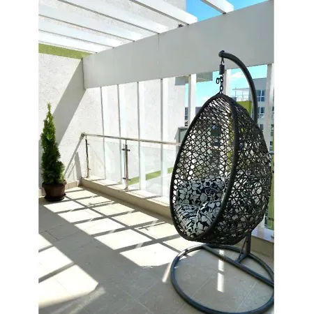 Апартаменти Mohost Alpine Calm - 2br Hideaway With Panoramic Terrace Брашов