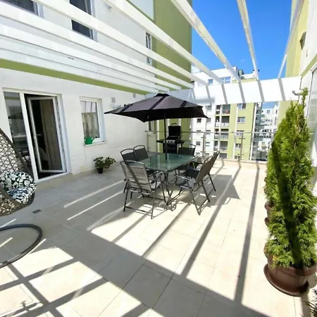 Mohost Alpine Calm - 2br Hideaway With Panoramic Terrace Brasov