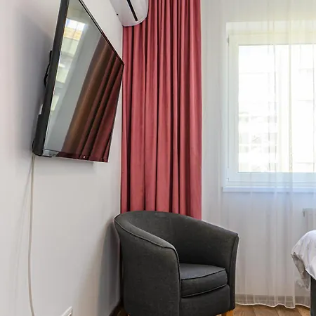 Mohost Alpine Calm - 2br Hideaway With Panoramic Terrace Апартаменти