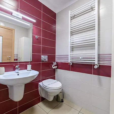 Апартаменти Mohost Alpine Calm - 2br Hideaway With Panoramic Terrace Брашов