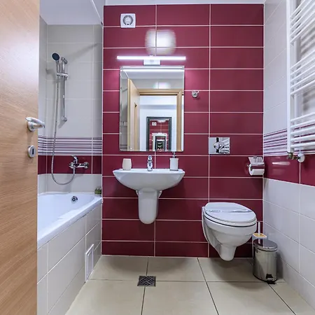 Mohost Alpine Calm - 2br Hideaway With Panoramic Terrace Apartment Brasov