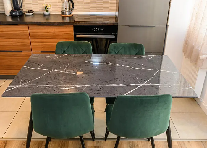 Mohost Alpine Calm - 2br Hideaway With Panoramic Terrace