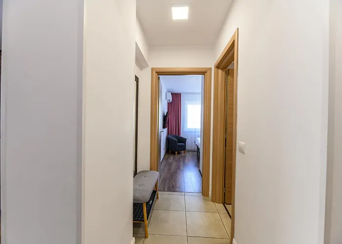 Mohost Alpine Calm - 2br Hideaway With Panoramic Terrace * Brașov